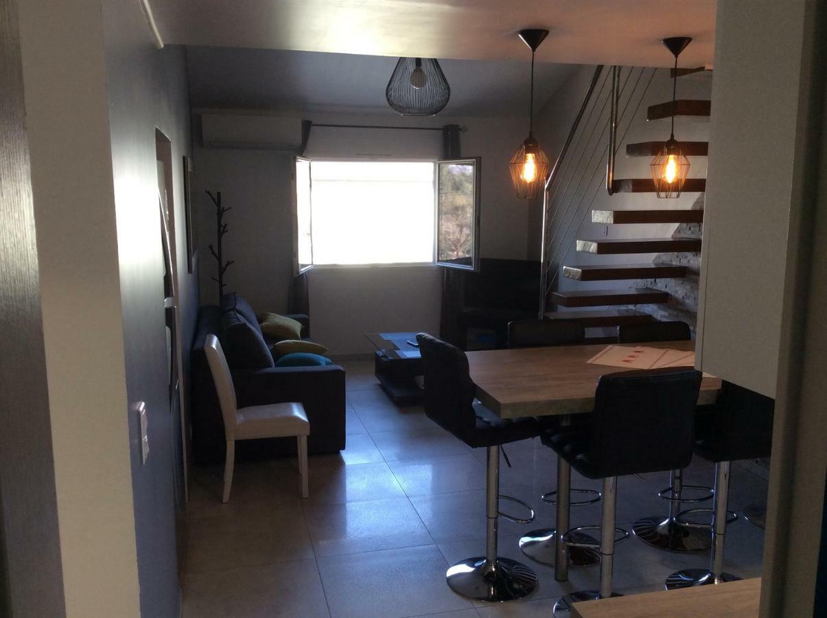 Appartement De Vacances Au 1Er Etage 45M2 Antibes Luaran gambar